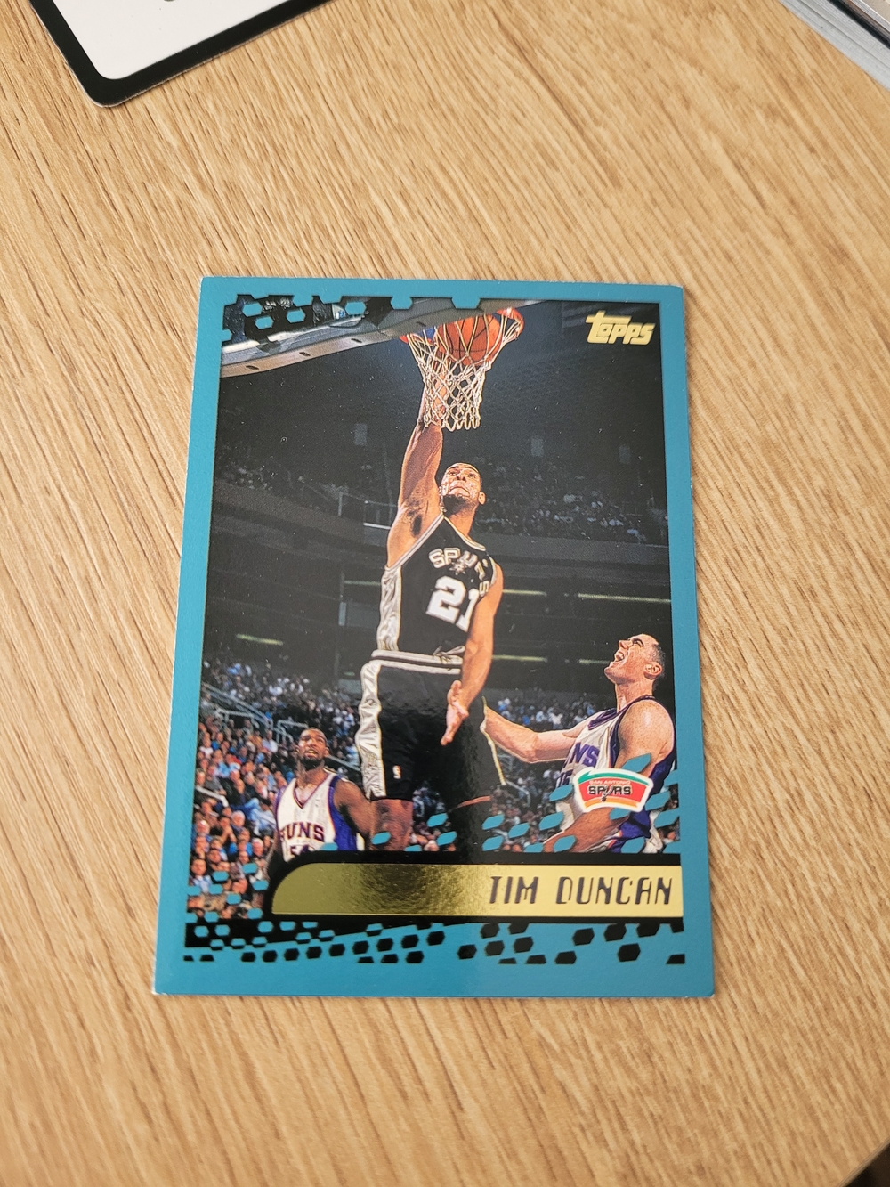 Tim Duncan Topps Basketball Card - Teal Border